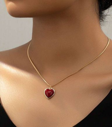 Heart Shaped Pendant Necklace