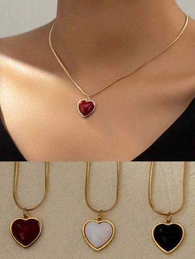 Heart Shaped Pendant Necklace