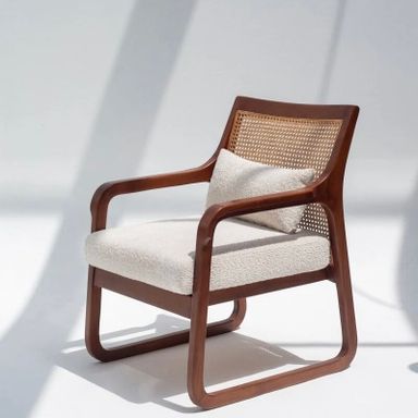 Mia Lounge Chair