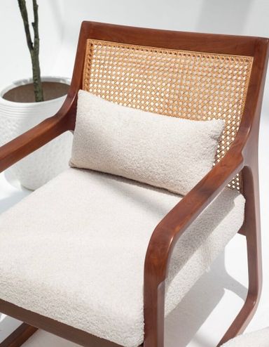 Mia Lounge Chair