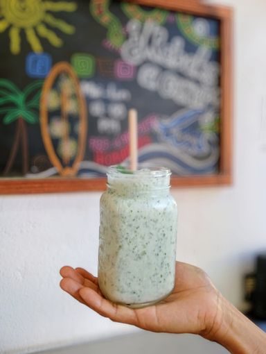 🥛 Ayran de Yogurt con Menta y Hierbabuena