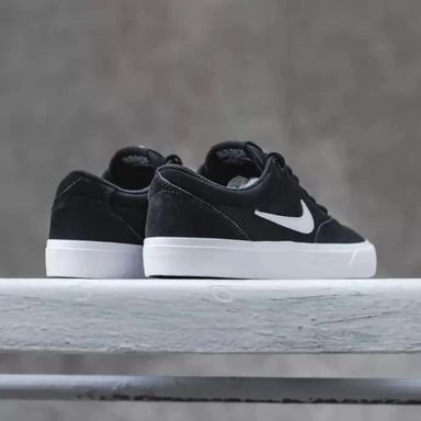 Nike SB Charge "Black/White"