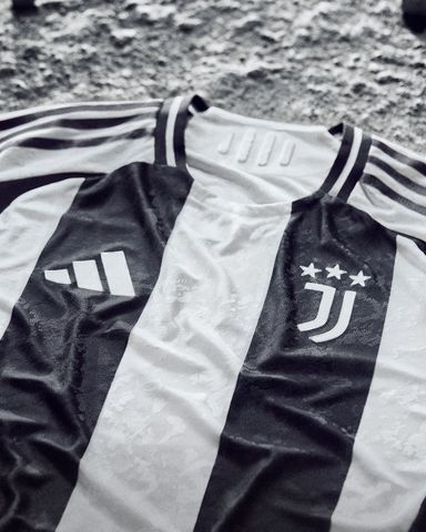 JUVENTUS HOME KIT 24/25