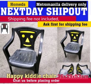 Happy smiley black arm chair