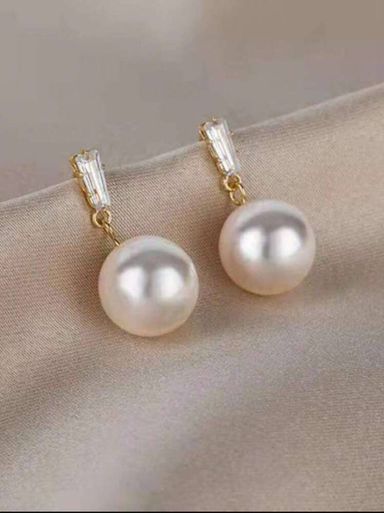 European and American Fashionable Light Earring