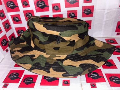 Camo bucket hat