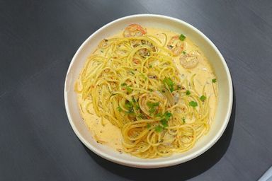 CREAMY SPICY SEAFOOD SPAGHETTI 