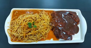 BEEFY BOLOGNESE GRILL CHICKEN SPAGHETTI 