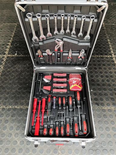 599 Piece Toolset