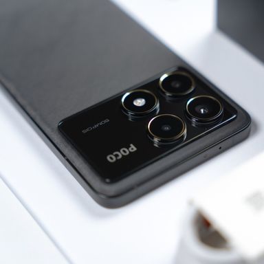 Poco F6 Pro