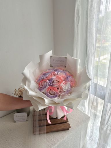 11 Stalk Soap Rose Bouquet 