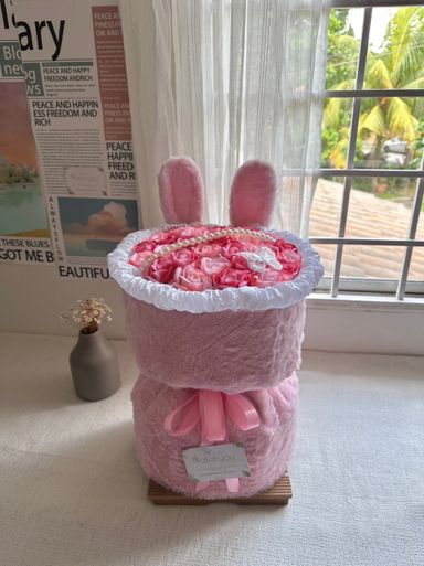 33 Stalk Soap Rose Bunny Bouquet