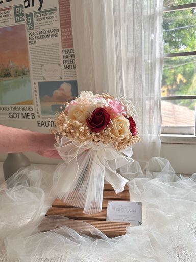 15 stalk with baby breath bridal bouquet