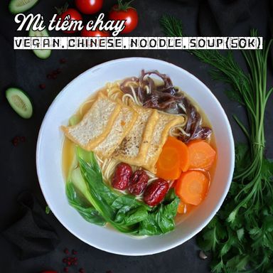 Chinese noodle soup 