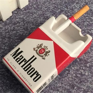 Cendrier Rouge Marlboro