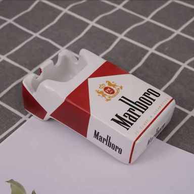 Cendrier Rouge Marlboro