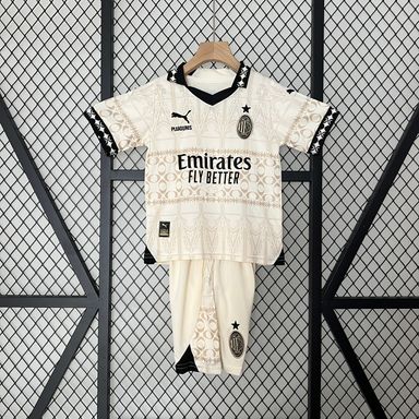 Kit AC Milan Edição Especial 24/25