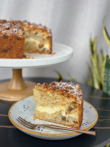 Banana Walnut Cake with Cream Cheese (7 in)