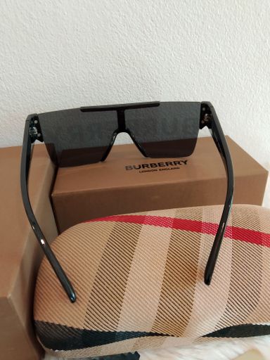 Burberry sunshades