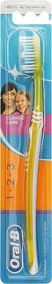 Oral-B 3-Effect Classic Yellow & White Medium Toothbrush