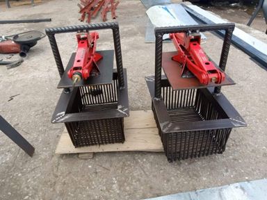 Mild steel honey press machine (manual operated)