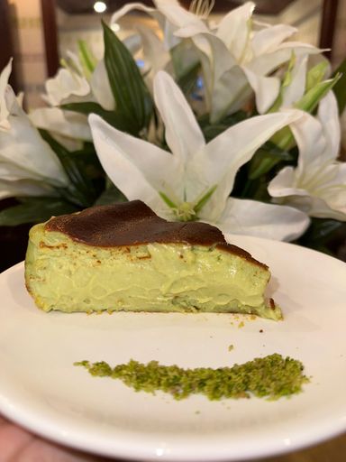 Burnt Basque Pistachio Cheesecake