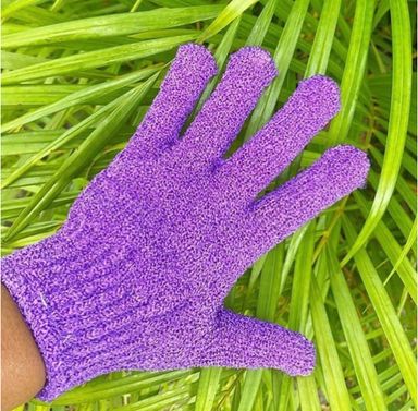 Exfoliating gloves