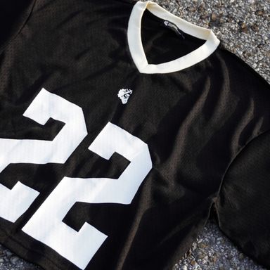 Inaugural 22 Cropped Jersey in Black