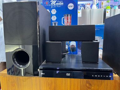 LG Bluetooth Home Theater System LHD627 1000 watts
