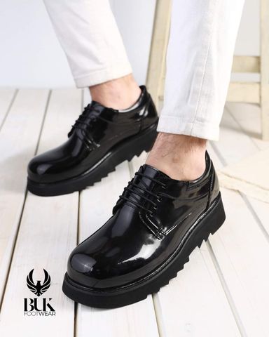 Casual leather shoes 