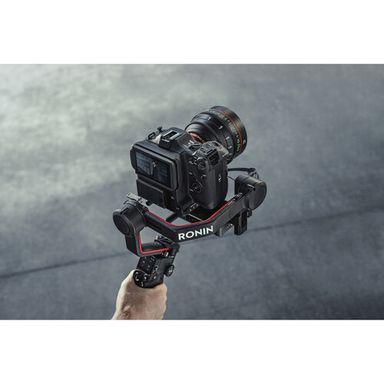 DJI RS 3 Pro Gimbal Stabilizer Combo