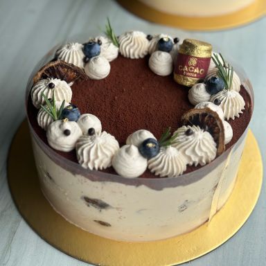 Tiramisu Cake 