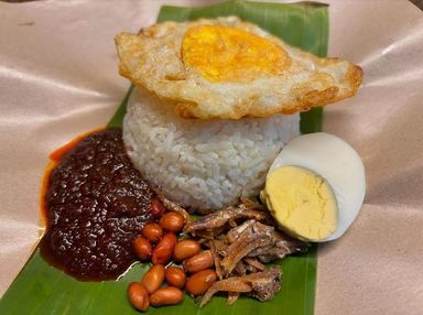 Nasi Lemak Telur Mata