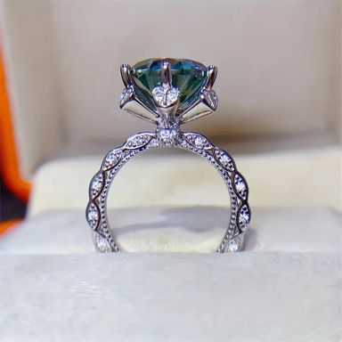  1pc 5 Carat Green Moissanite Ring, 925 Sterling Silver, Sparkling 18K Gold Plated,