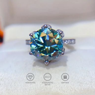  1pc 5 Carat Green Moissanite Ring, 925 Sterling Silver, Sparkling 18K Gold Plated,