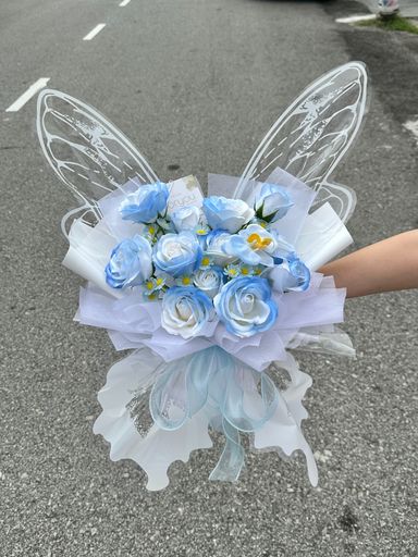 White Butterfly Bouquet (Mix Soap Flower)