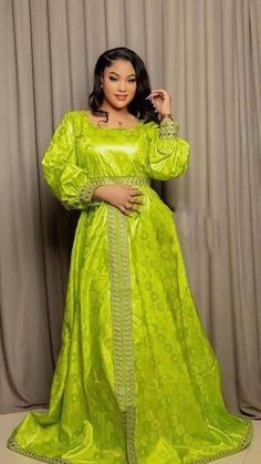 Grand boubou en Bazin pour femme