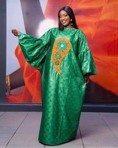 Grand boubou en Bazin pour femme