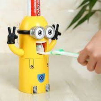 KIDS TOOTHPASTE DISPENSER 