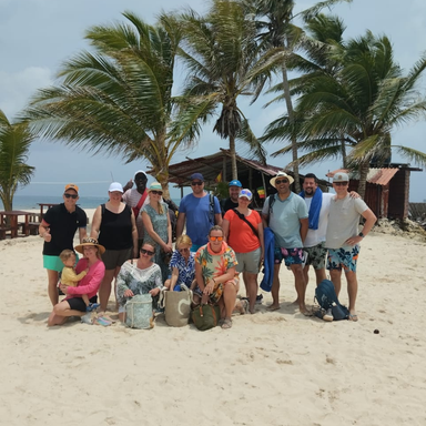 SAN BLAS PASADIA NACIONAL Y RESIDENTE