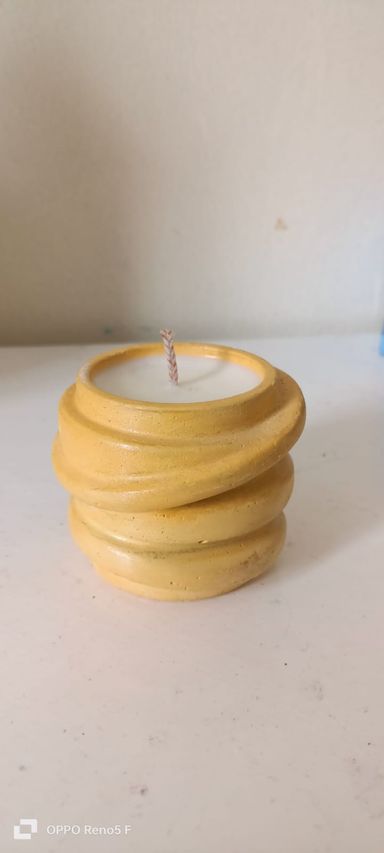 Pear Amber Rose Candle