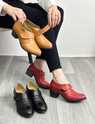 Comfortable natural leather shoes