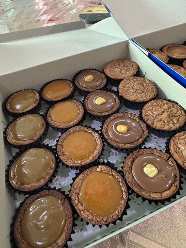 MIXED BROWNIE & BROOKIE BITES BOX OF 16'S