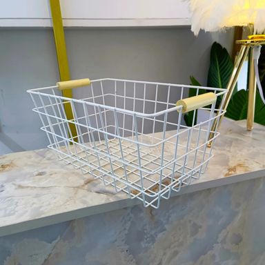 Metal Wire Storage Basket With Handle