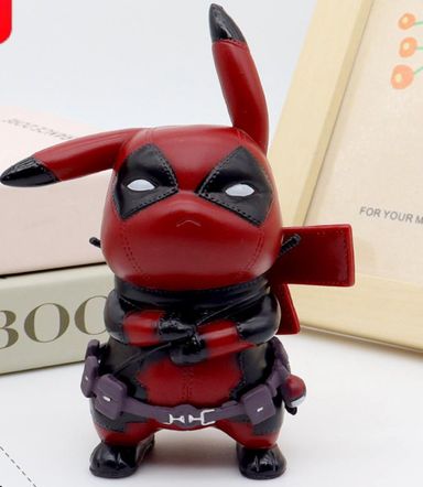 DEADPOOL PIKACHU FIGURE