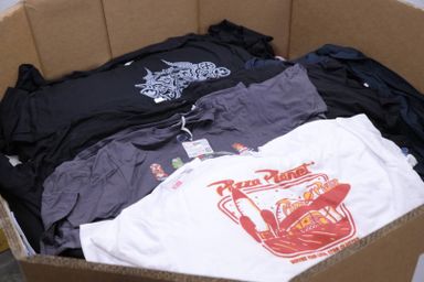 Irregulars Unmanifested Pallets of Assorted Licensed T Shirts for Men, Women & Children 