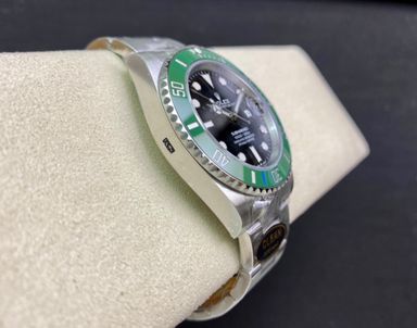 Super Clone Submariner Date Starbucks Green Bezel 126610LV - 3235 Movement