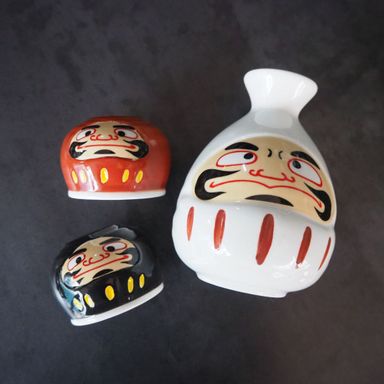 Daruma Sake Carafe Set