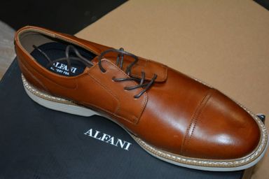 HE Department Store Shelf-Pull Men’s Branded Shoe Lots