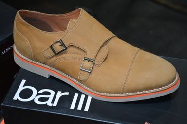 HE Department Store Shelf-Pull Men’s Branded Shoe Lots